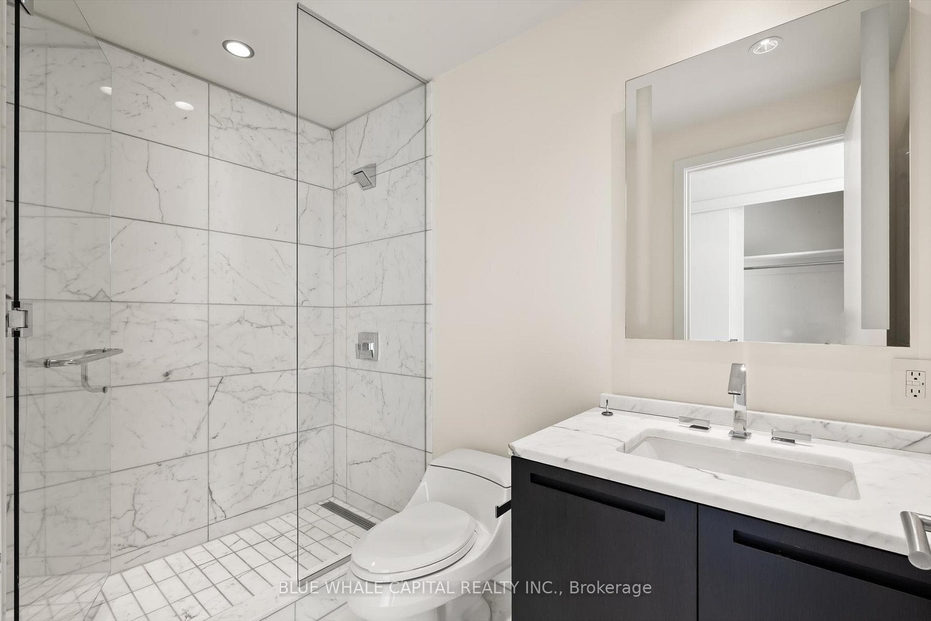 180 University Avenue Unit 2309 photo 17