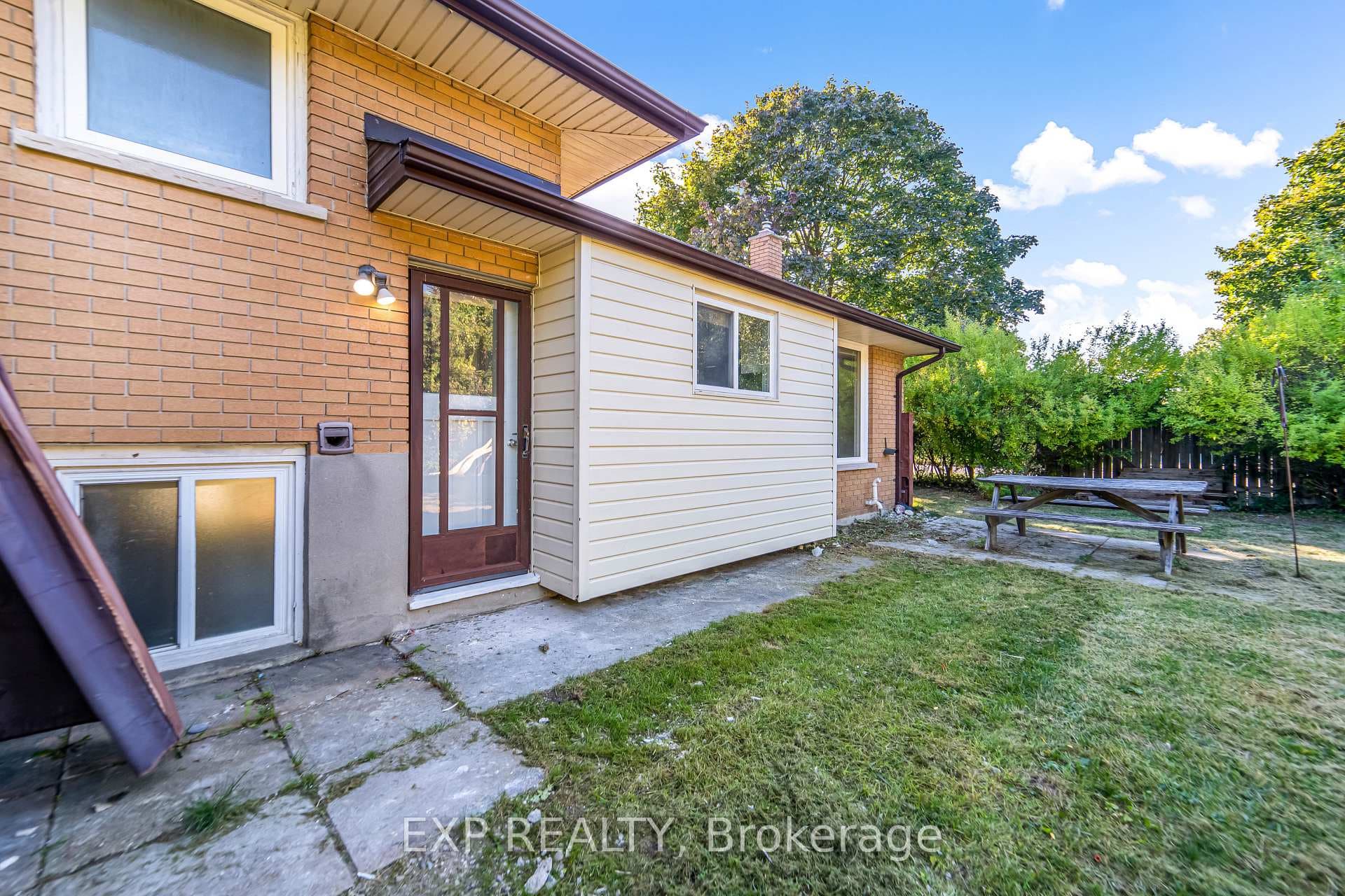 1487 Beckworth Avenue Unit Lower Unit photo 21
