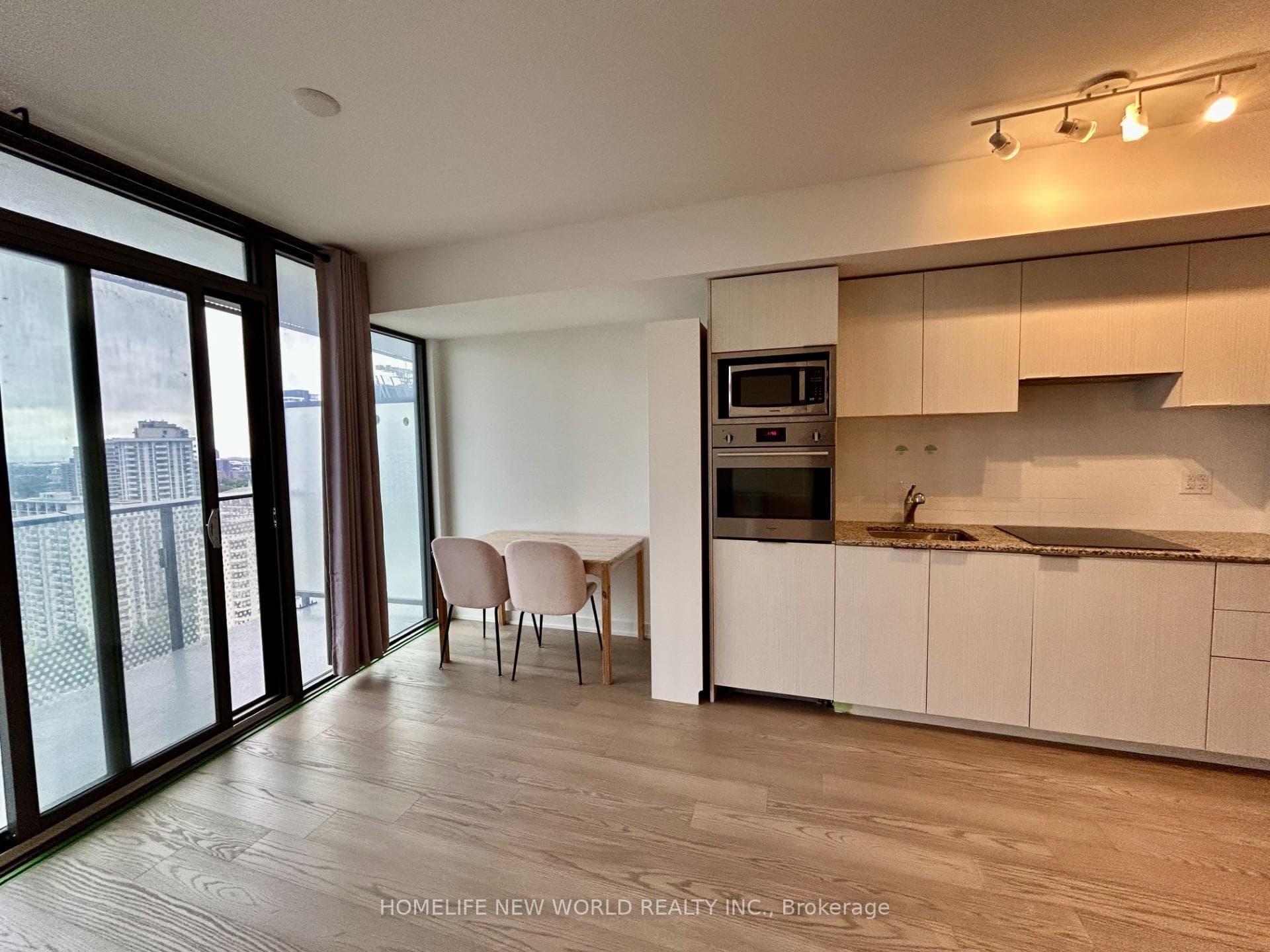 11 Wellesley Street Unit 2101 photo 3