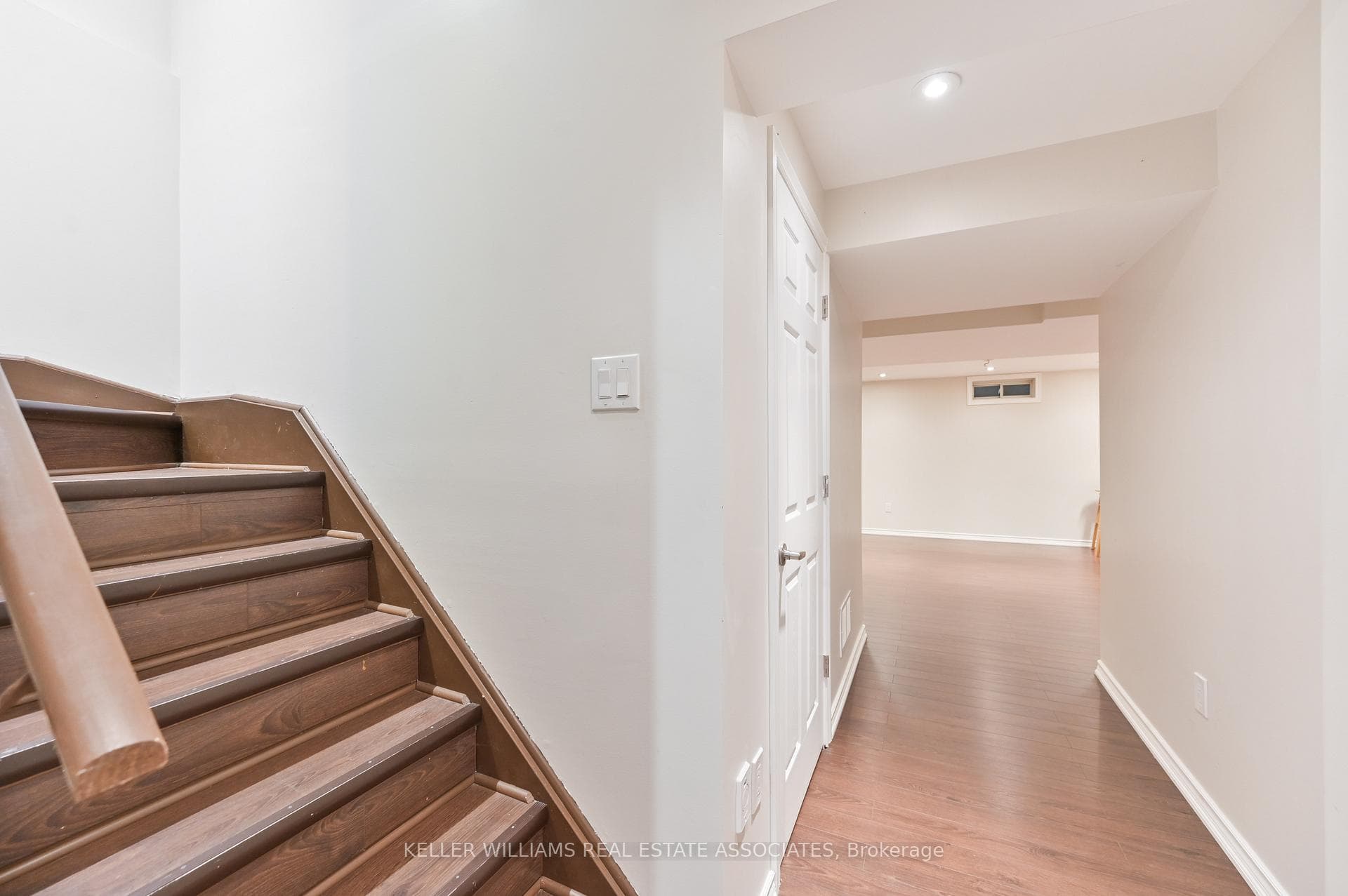 1036 Stemman Place photo 31