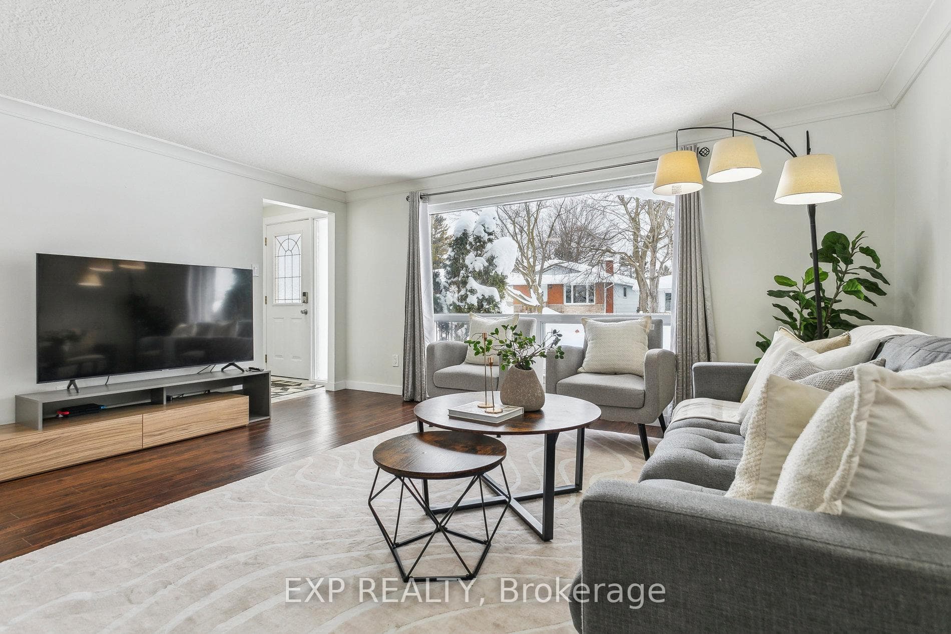 61 Rossford Crescent photo 8