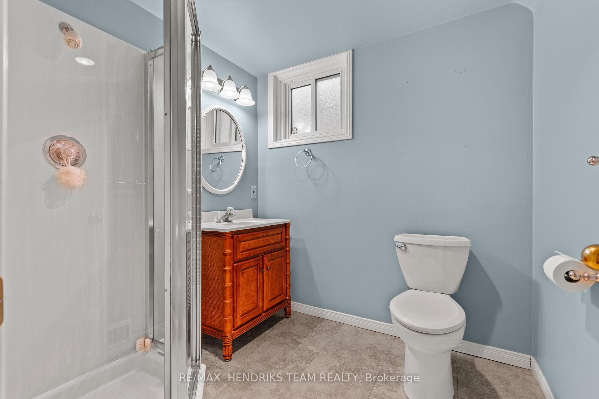 704 Vine Street photo 27