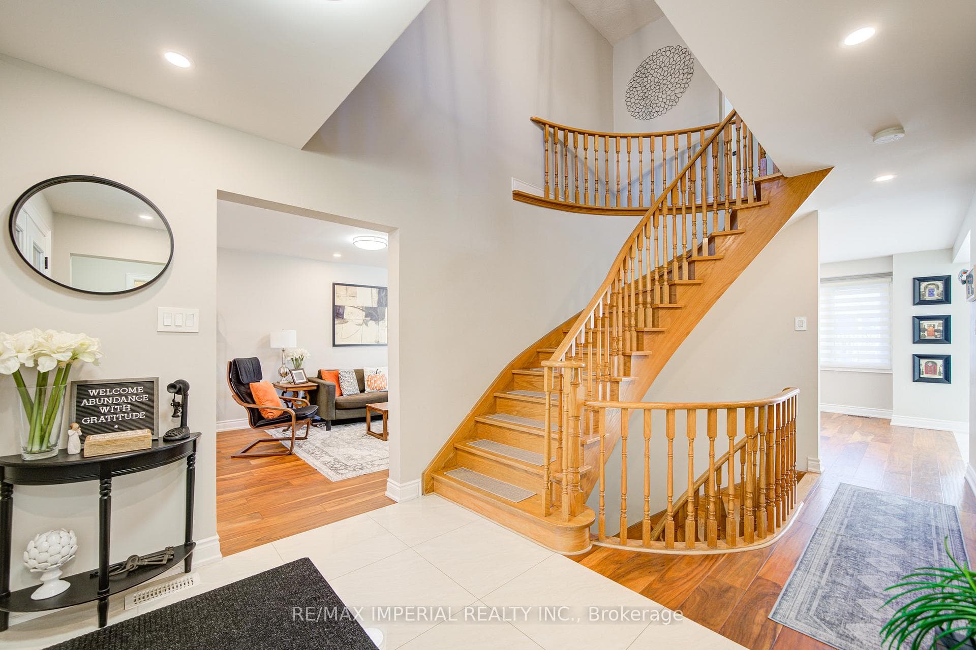 147 Millard Street photo 2