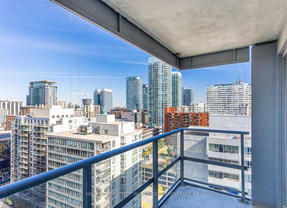 2191 Yonge Street Unit 2111 photo 24