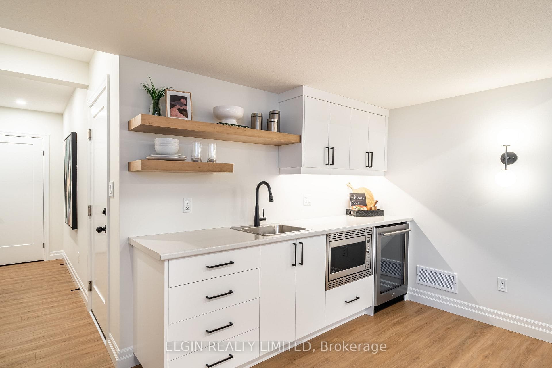 260 Renaissance Drive photo 40