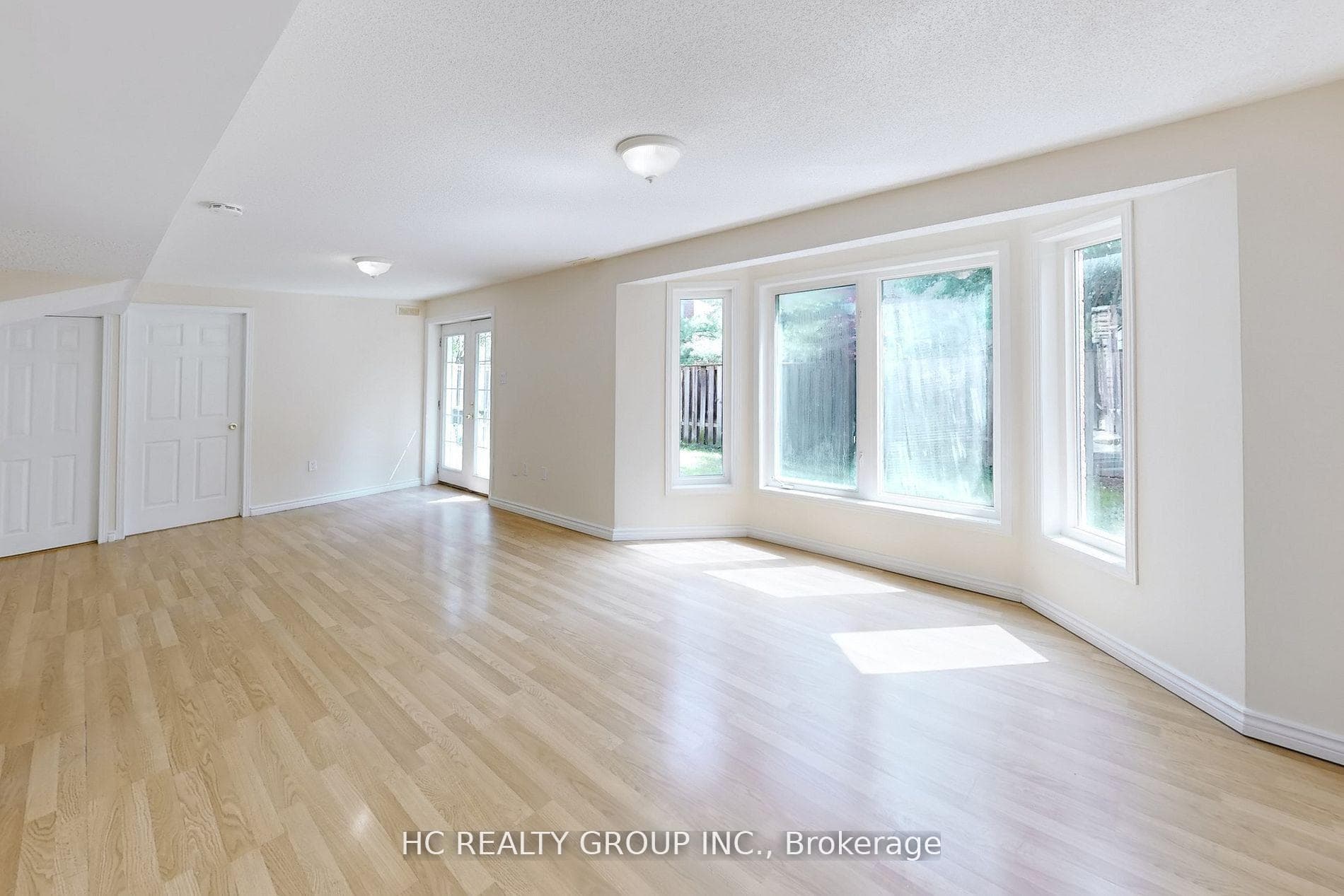 47 Medoc Place photo 18