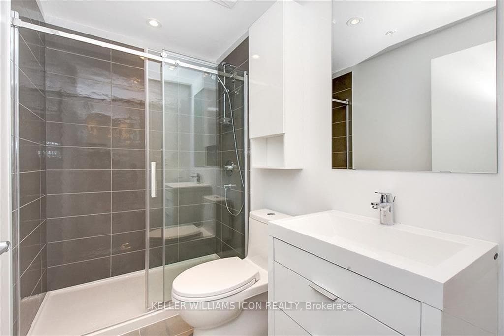 20 Daly Avenue Unit 1603 photo 9
