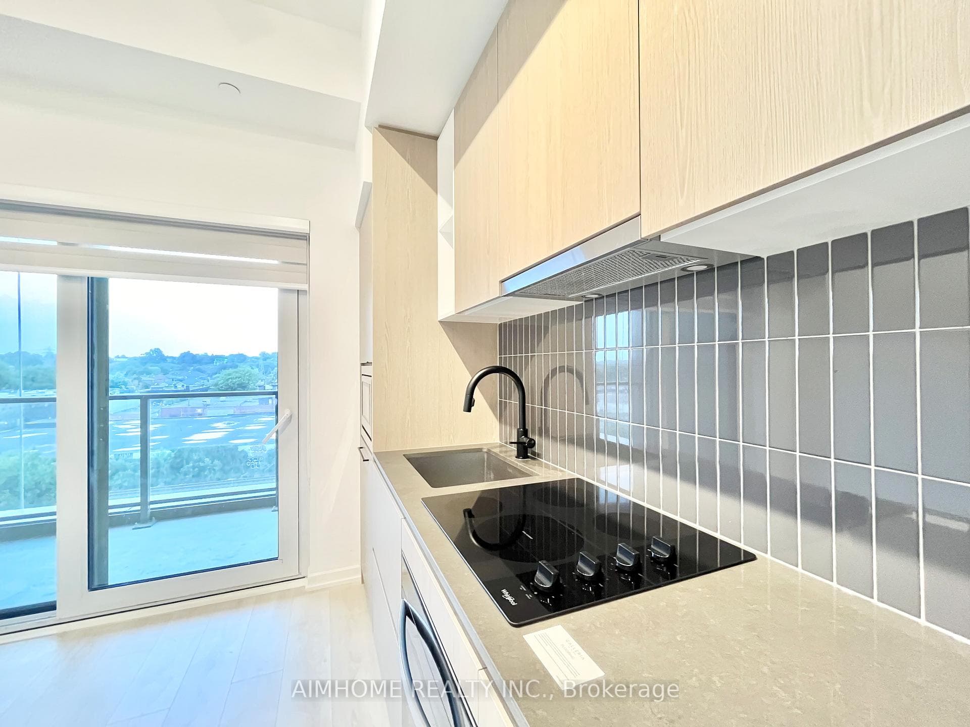1285 Dupont Street Unit 506 photo 13