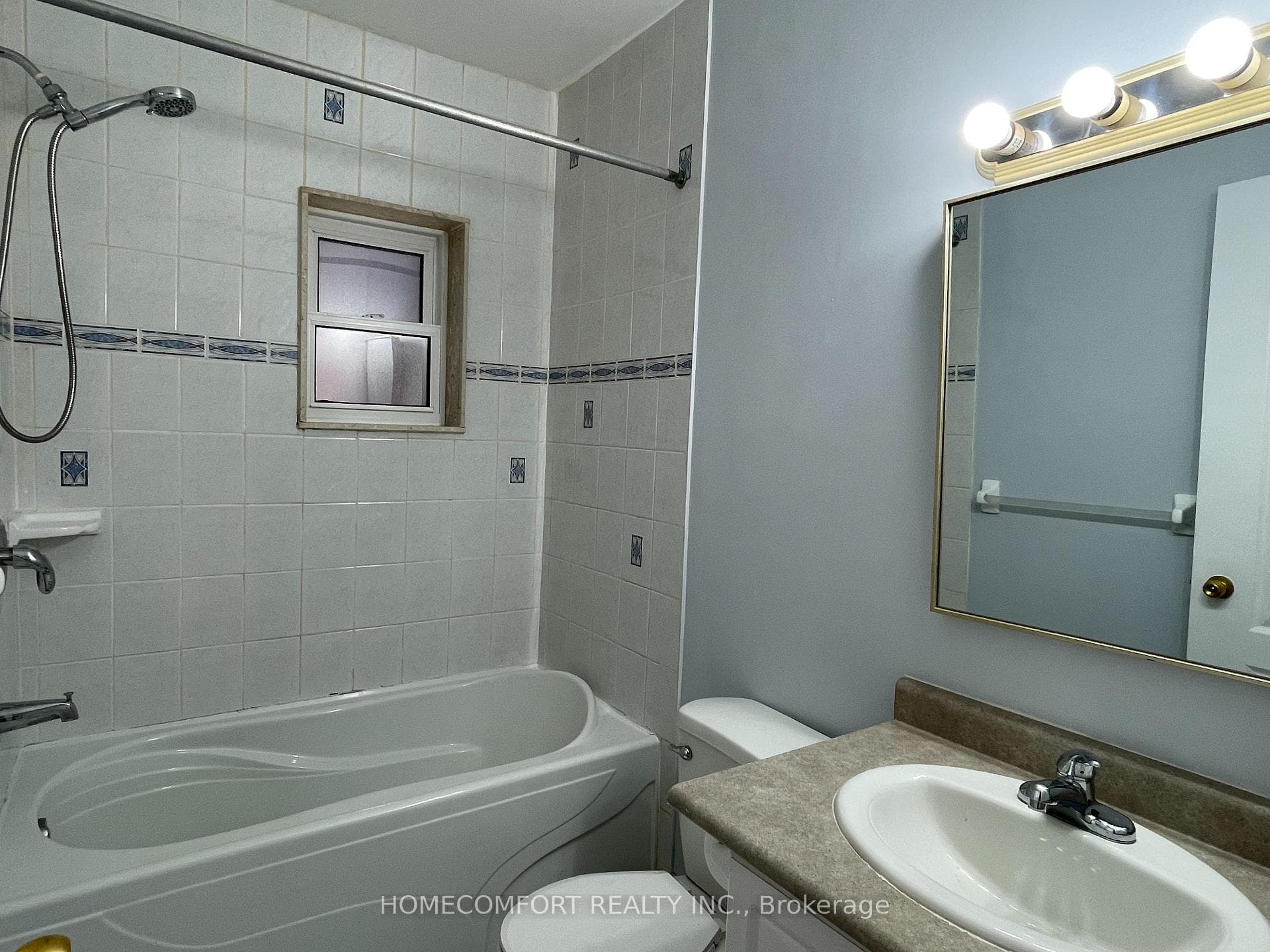 83 Hounslow Heath Road Unit Main photo 8