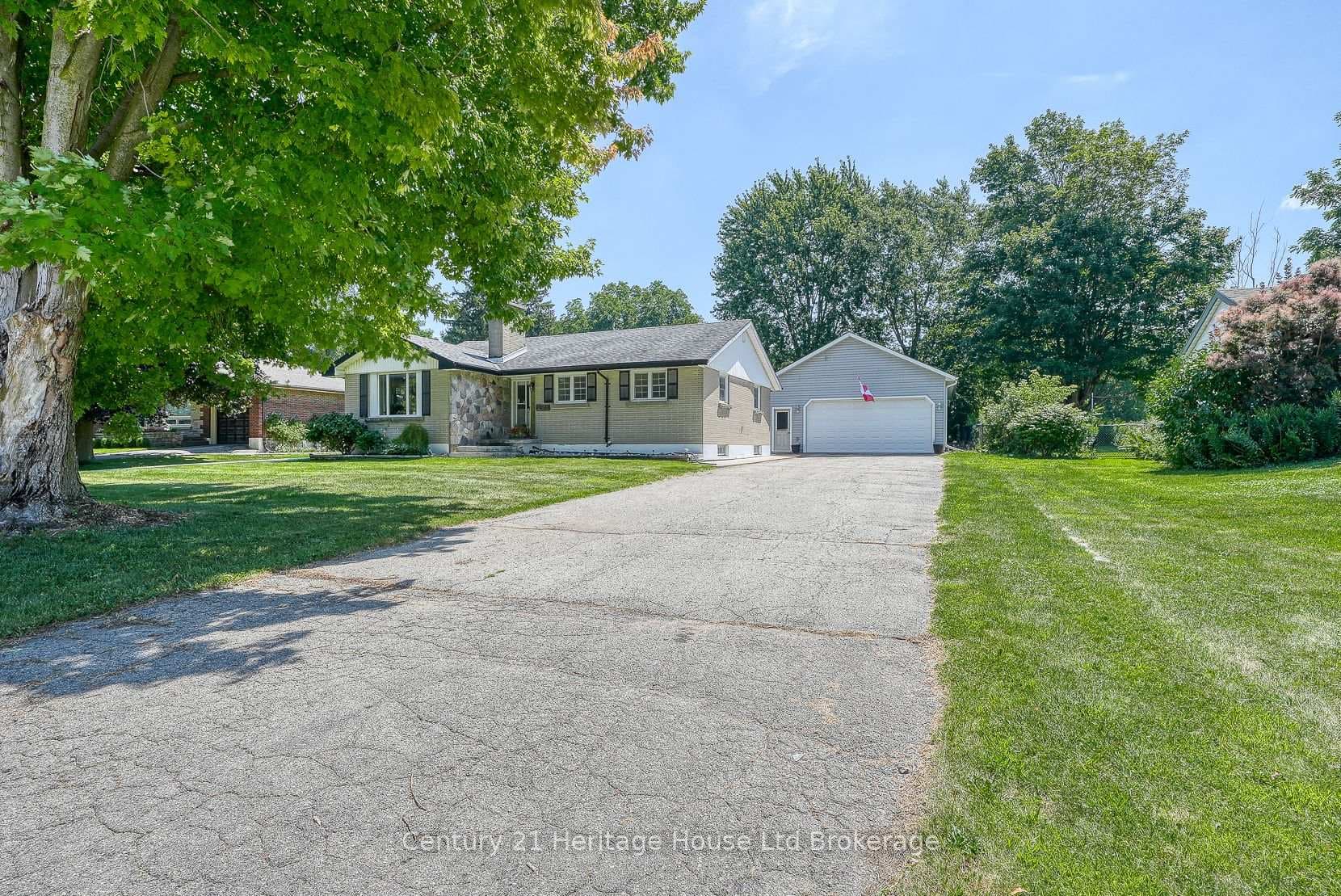 584450 Beachville Road photo 3