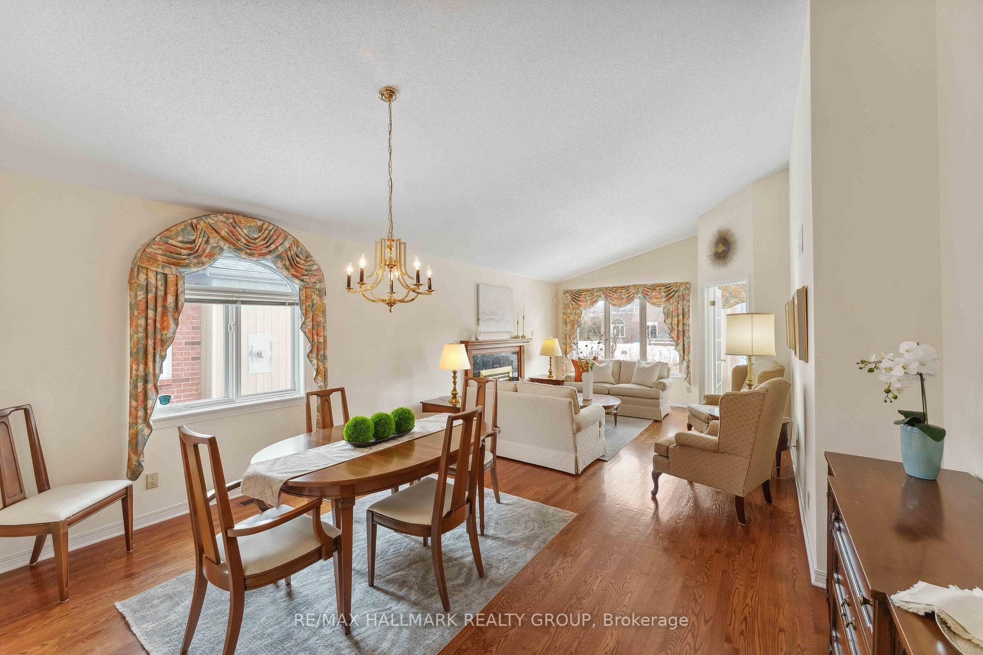 18 Partridge Drive photo 4