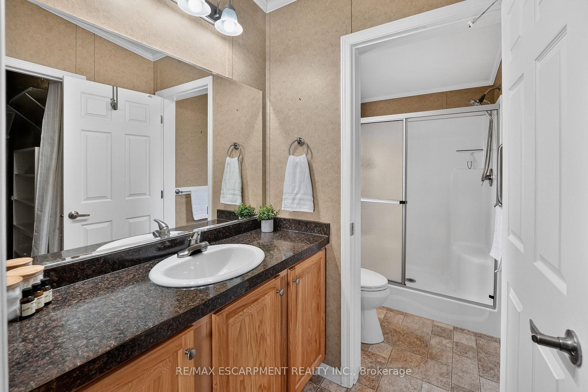 3033 Townline Road Unit 273 photo 17