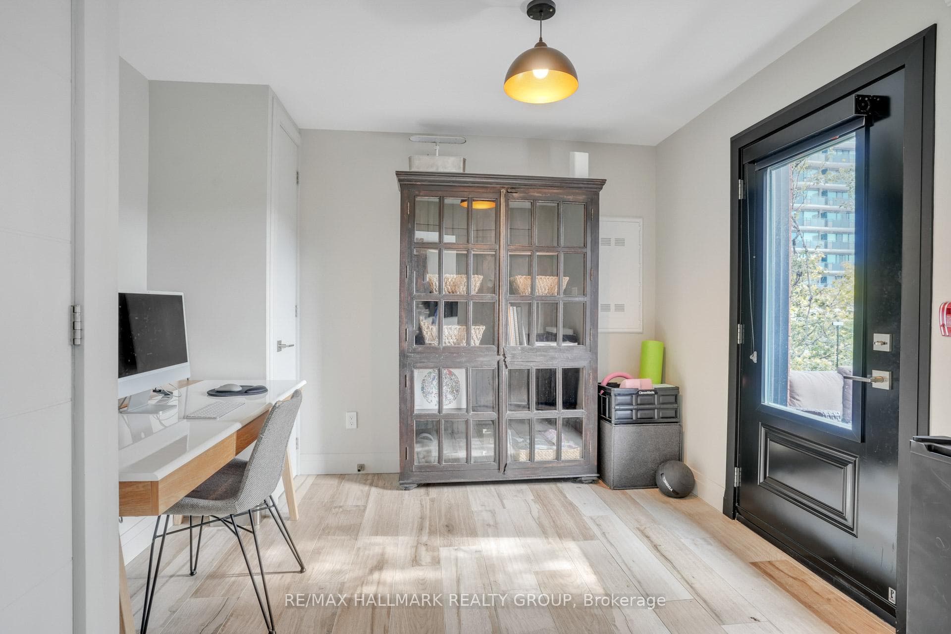 201 MACLAREN Street Unit 5 photo 23