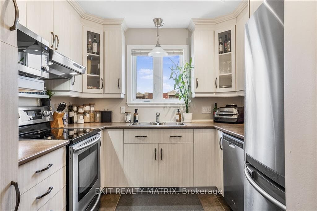 665 NELSON Street Unit 205 photo 10