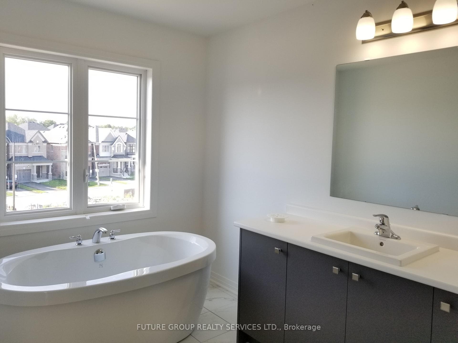 62 Morrison Crescent photo 30