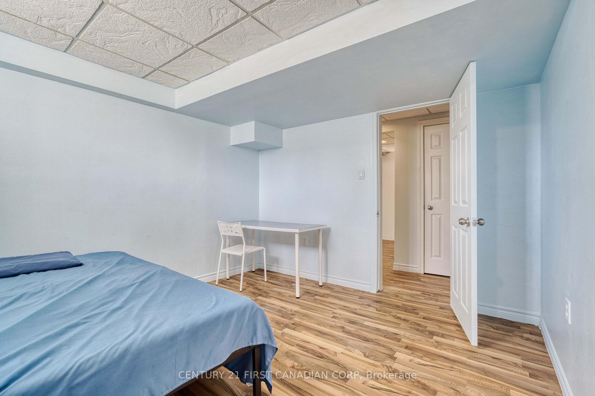 89 Mctaggart Court photo 38