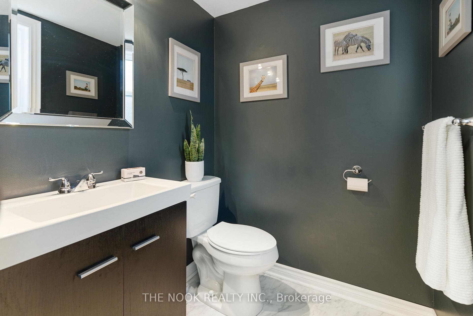 26 Vanessa Place photo 17