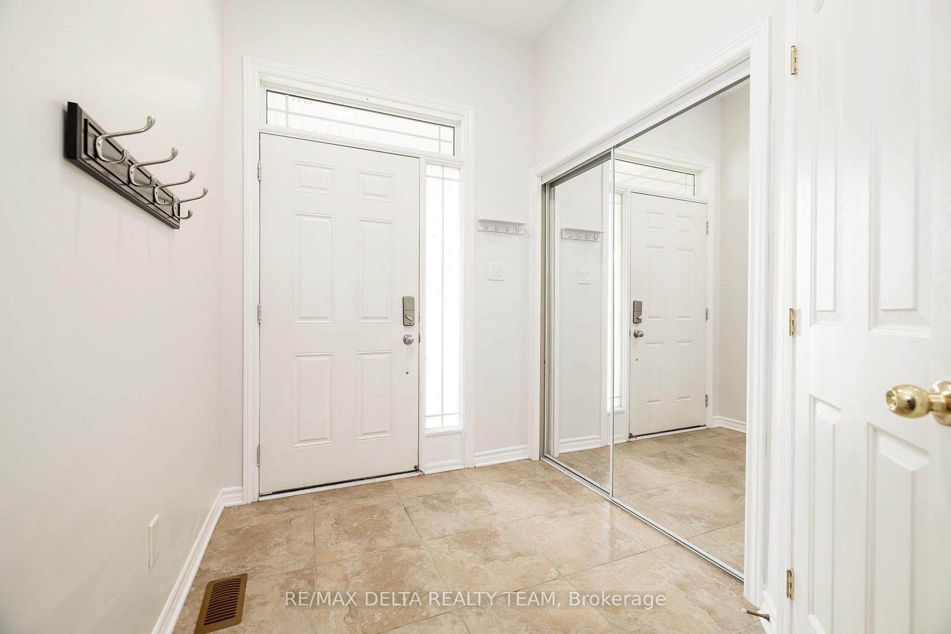 616 Spikemoss Place photo 14