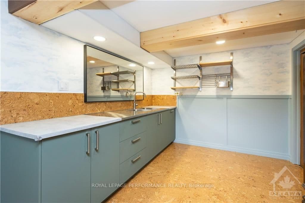 1261 RIDGEMONT Avenue photo 26