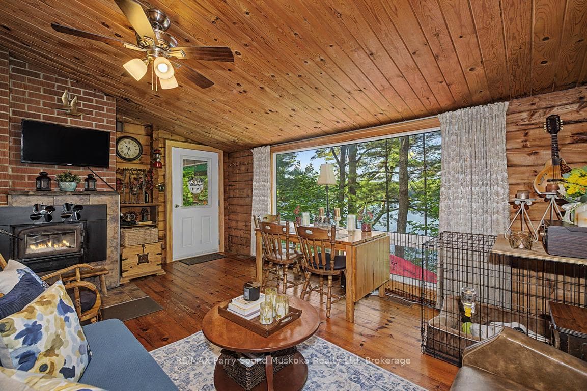 Vaulted Ceilings; Open Concept