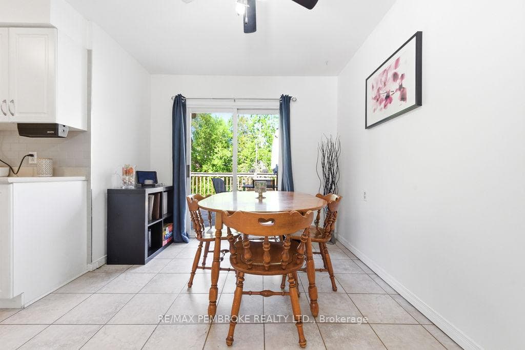 36 Selkirk Street photo 17