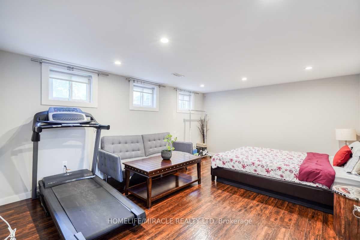 173 Oriole Drive photo 28