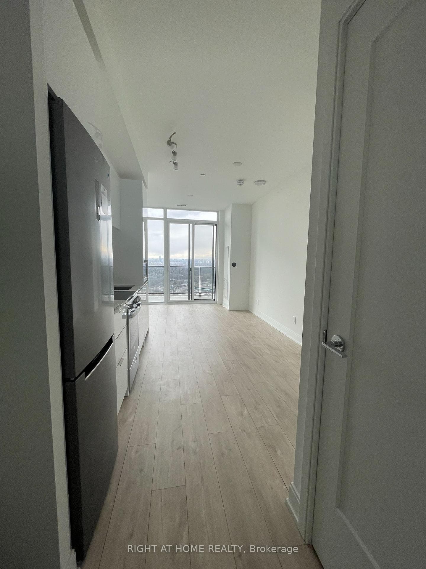 70 ANNIE CRAIG Drive Unit 3809 photo 2