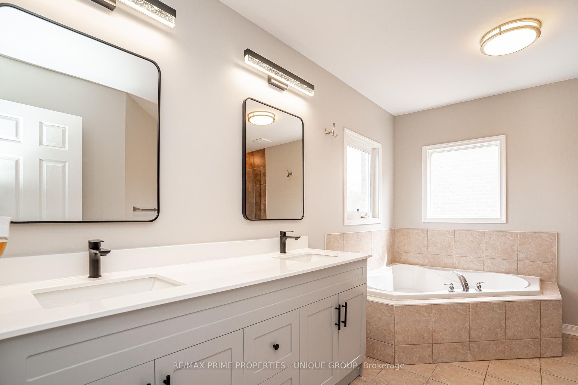 54 Vitlor Drive photo 22