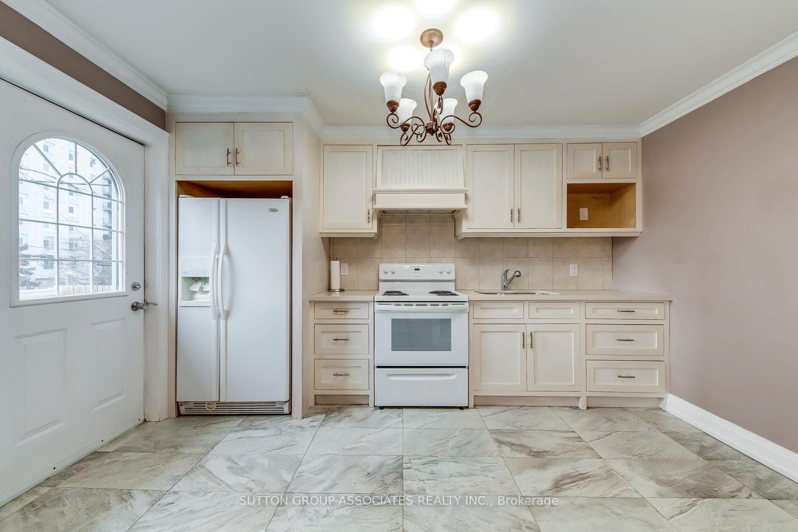 3564 Eglinton Avenue Unit 2nd Fl. photo 7