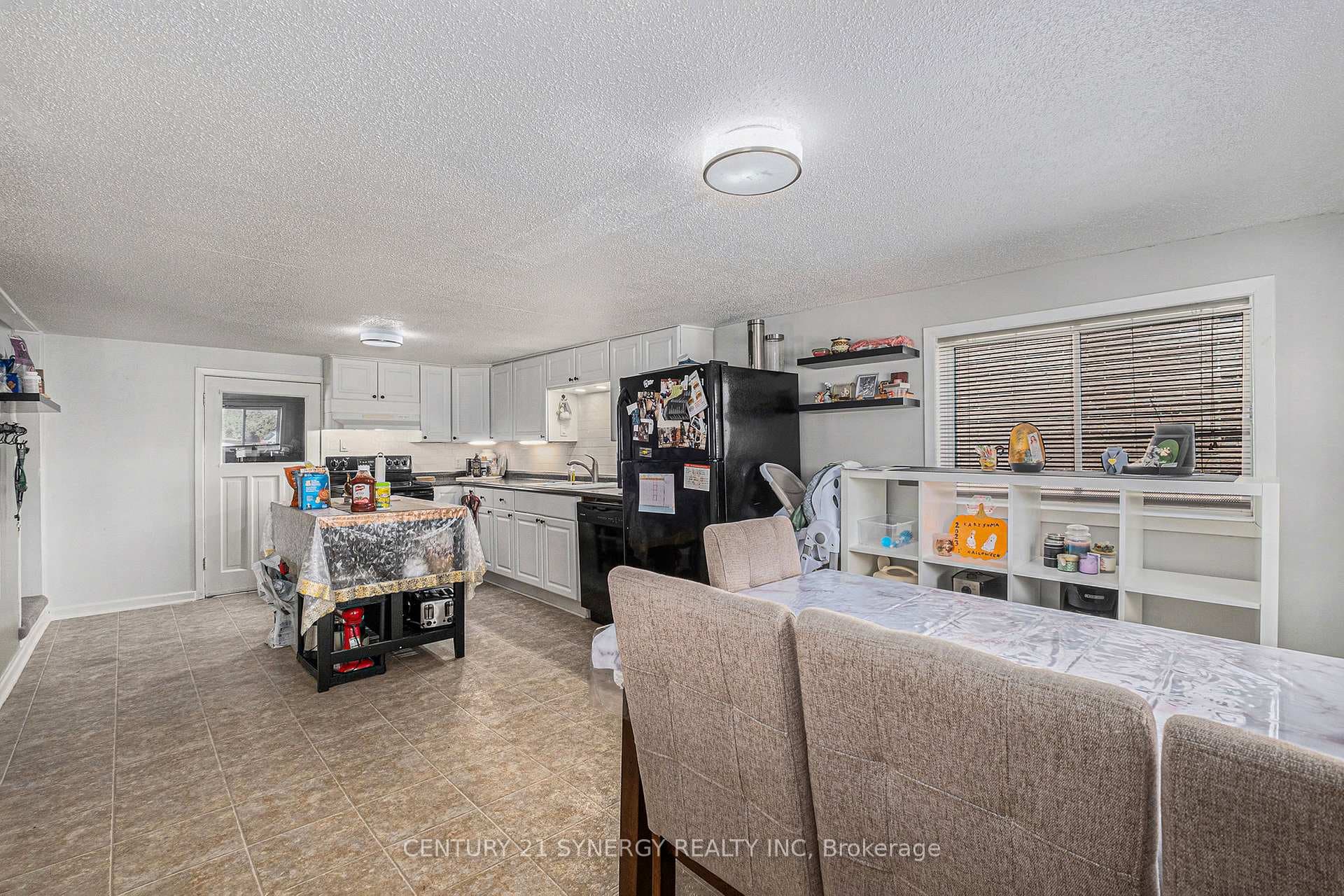 1292 ST JACQUES Road photo 13
