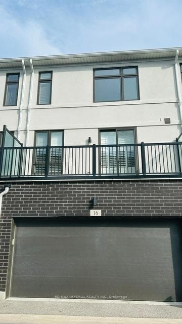 16 Thomas Armstrong Lane photo 12