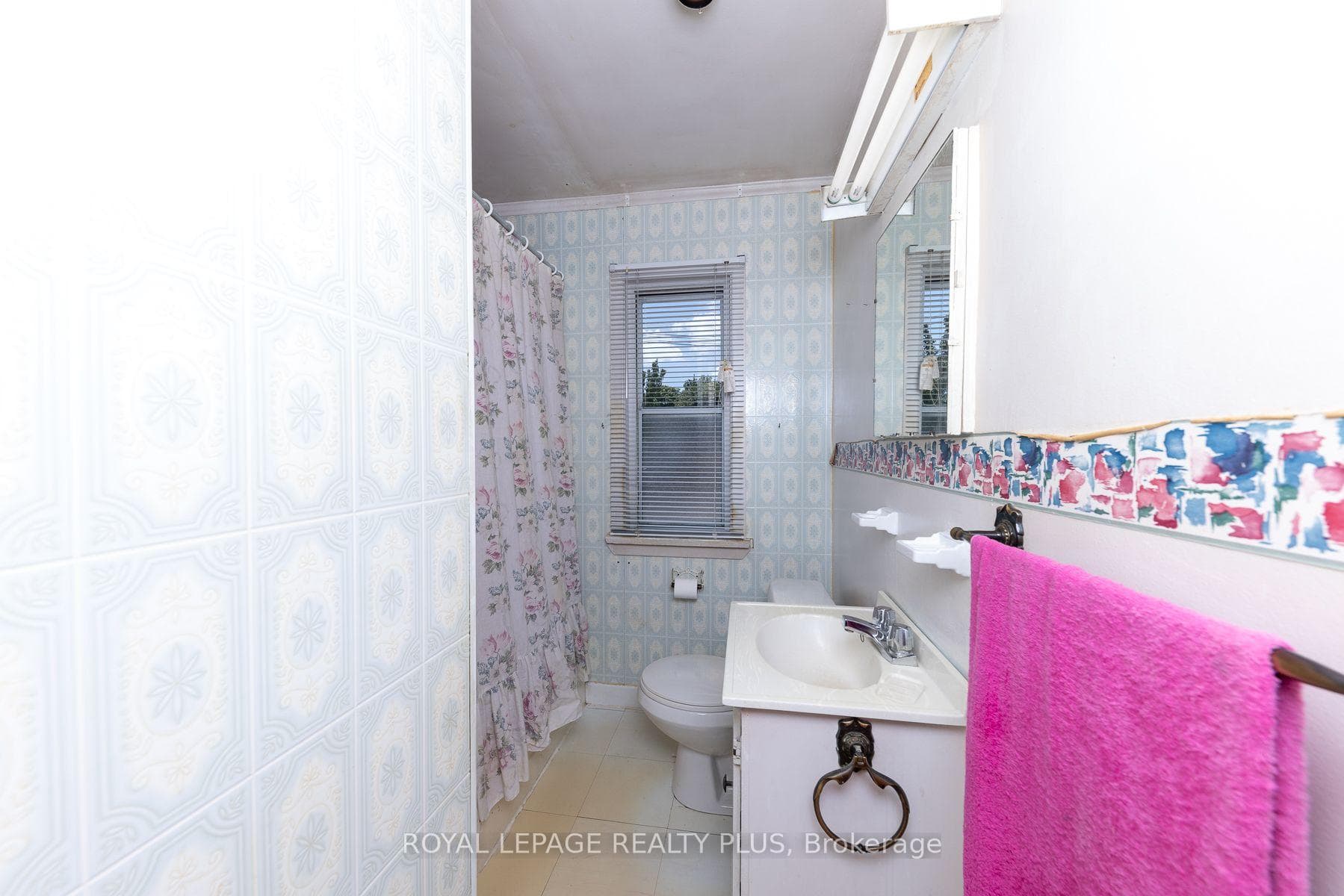 33 Dayton Avenue photo 14