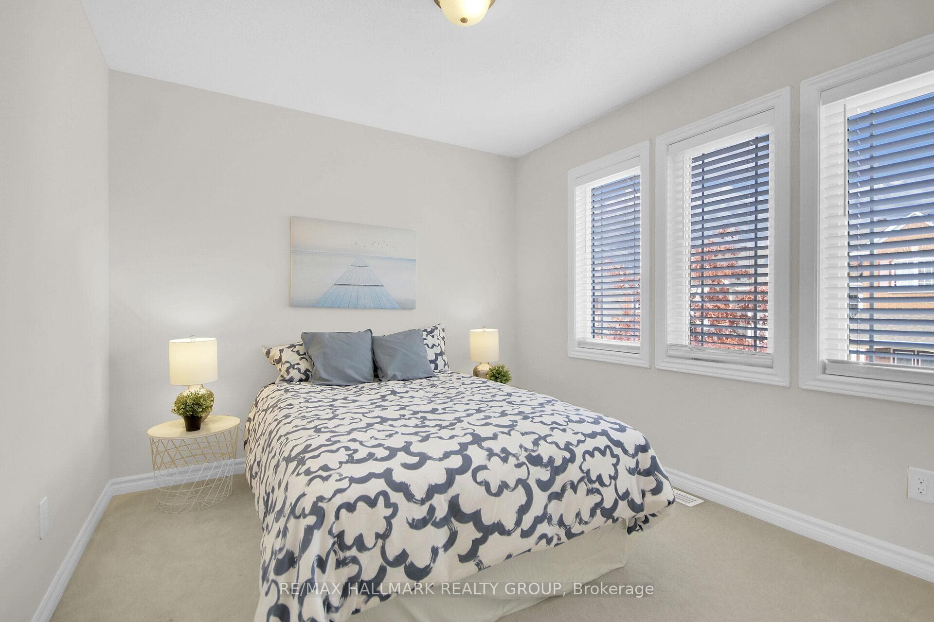 225 Rivertree Street photo 20