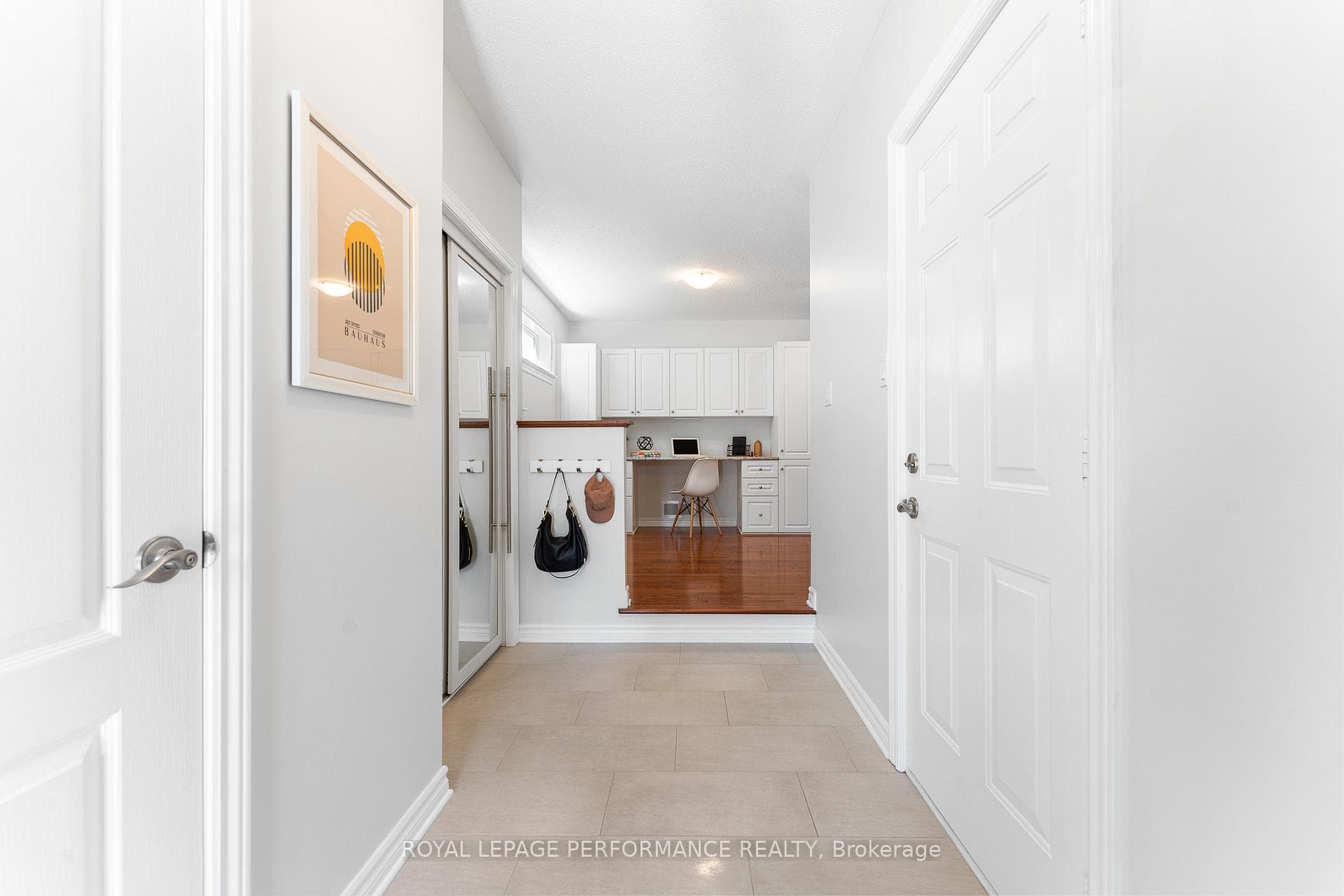 239 Deerfox Drive photo 4