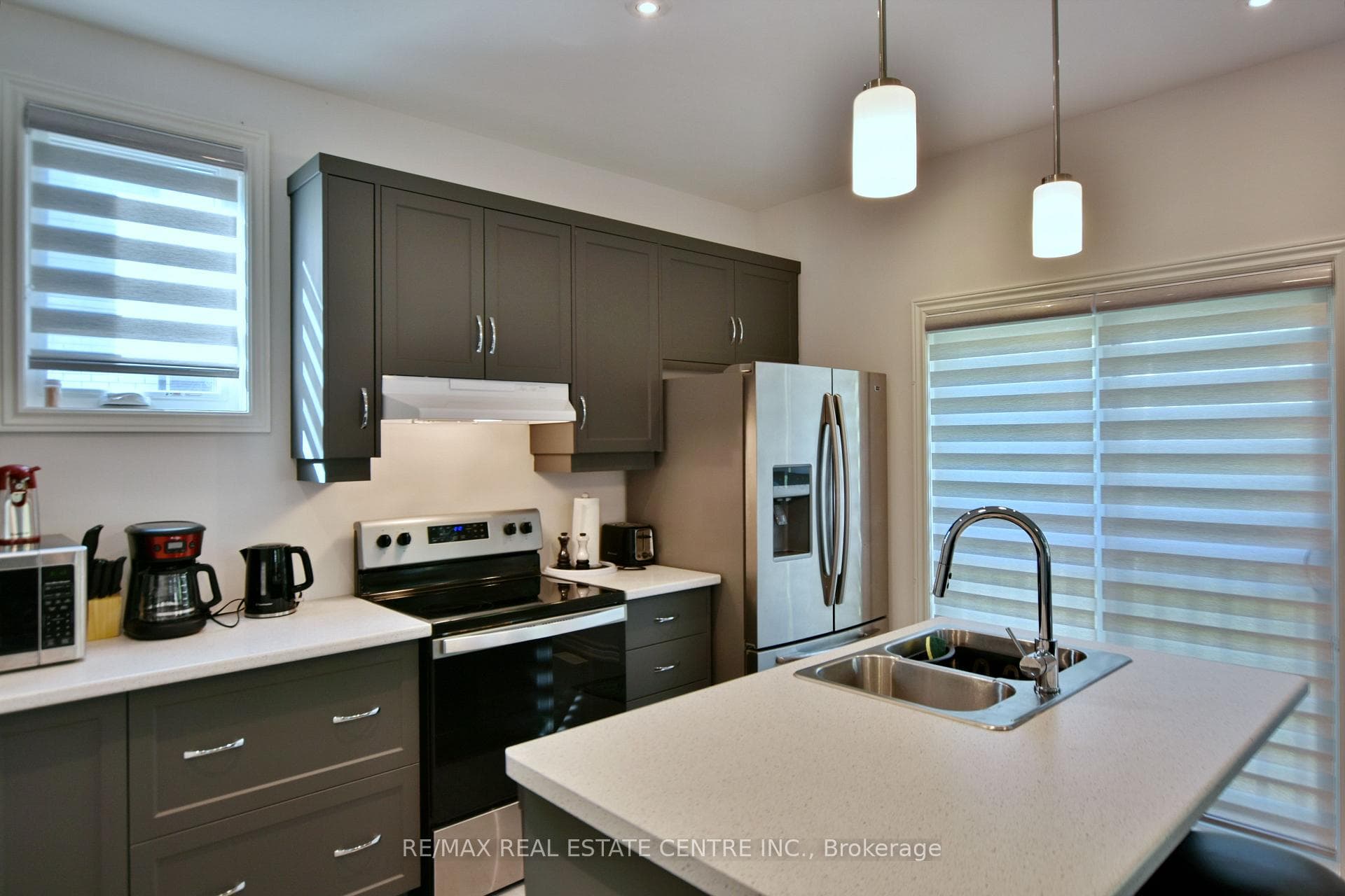 110 Sebastian Street photo 19