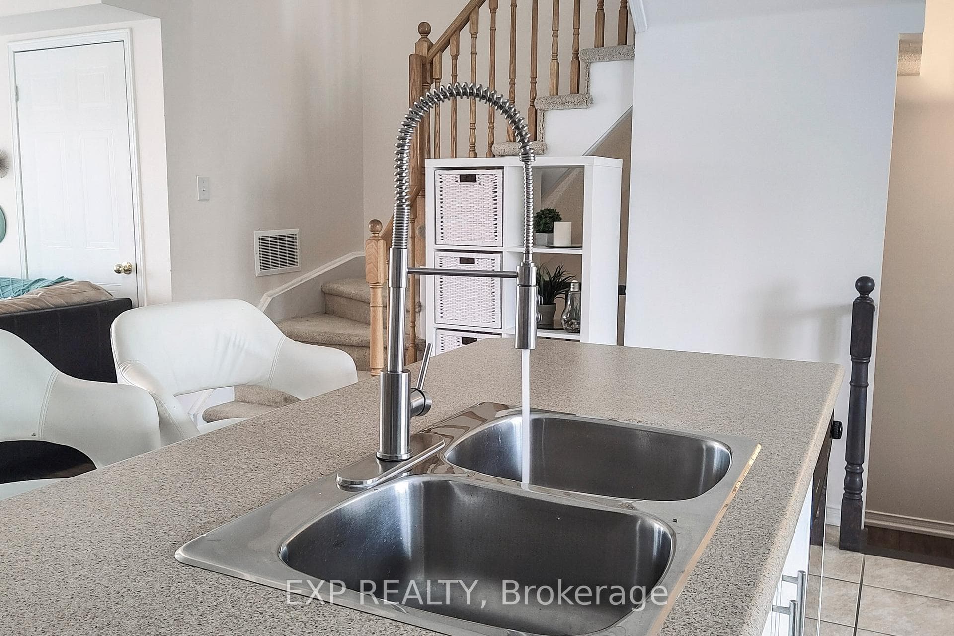 3088 Eglinton Avenue Unit 84 photo 12