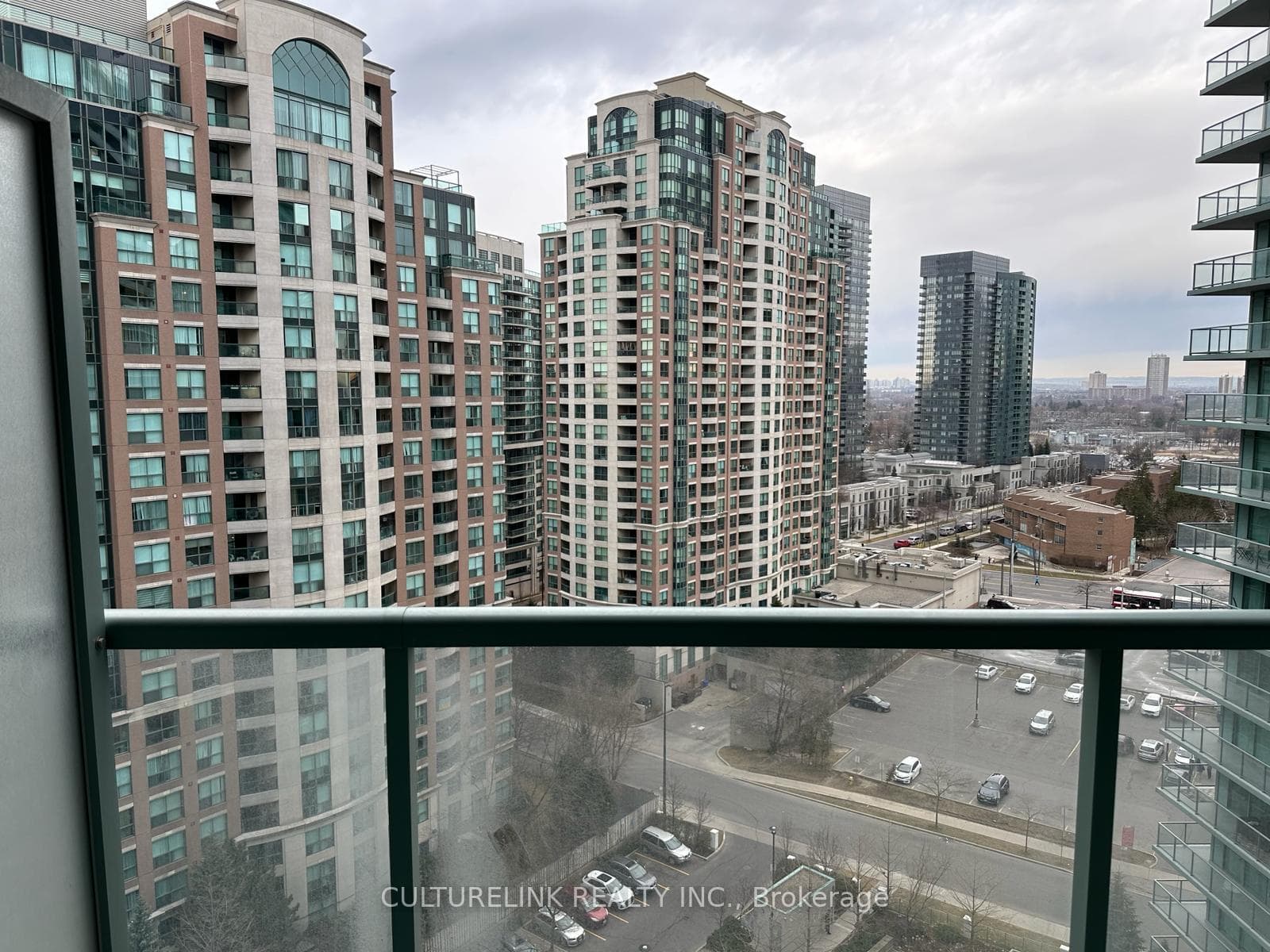 5500 Yonge Street Unit 1509 photo 8