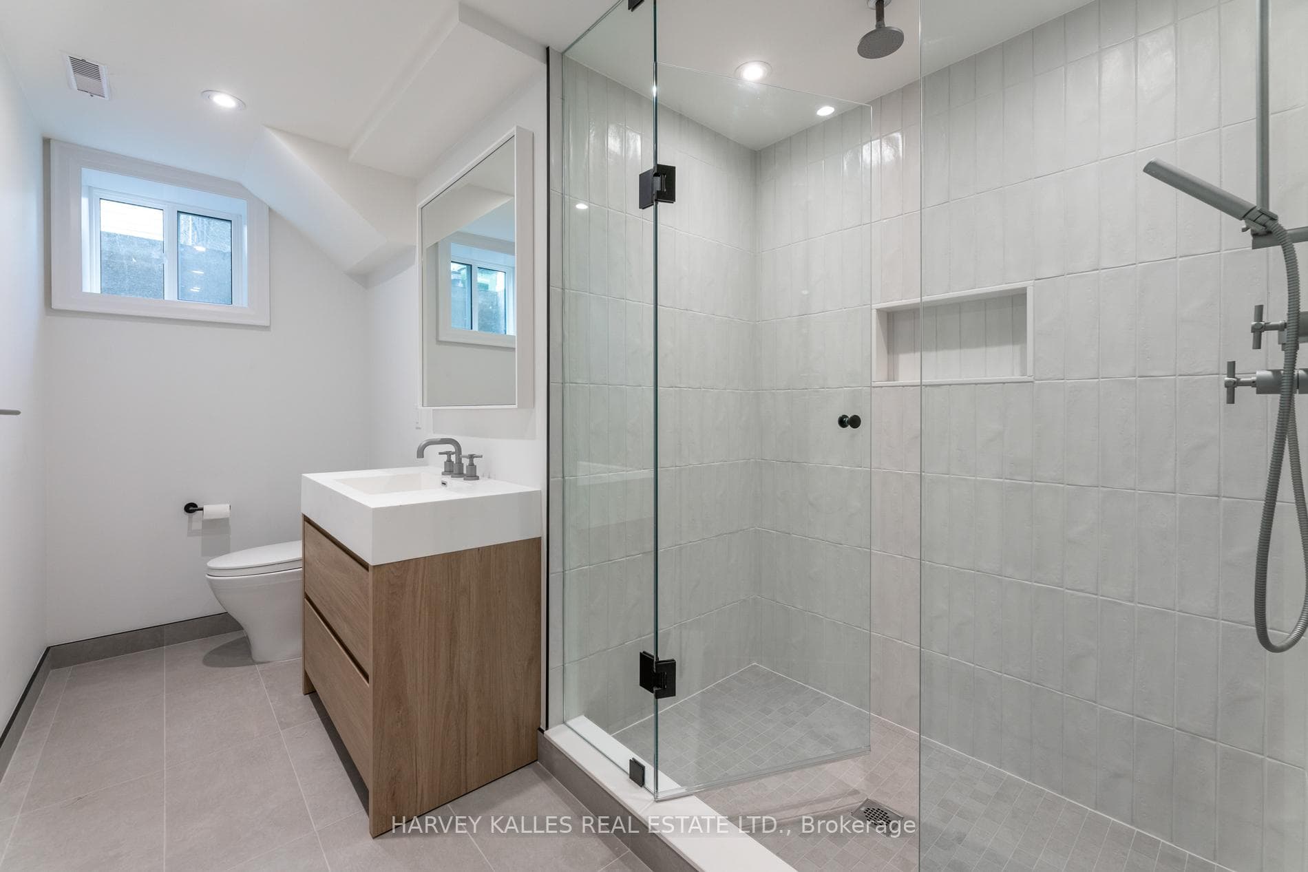 45 Pettit Drive photo 31