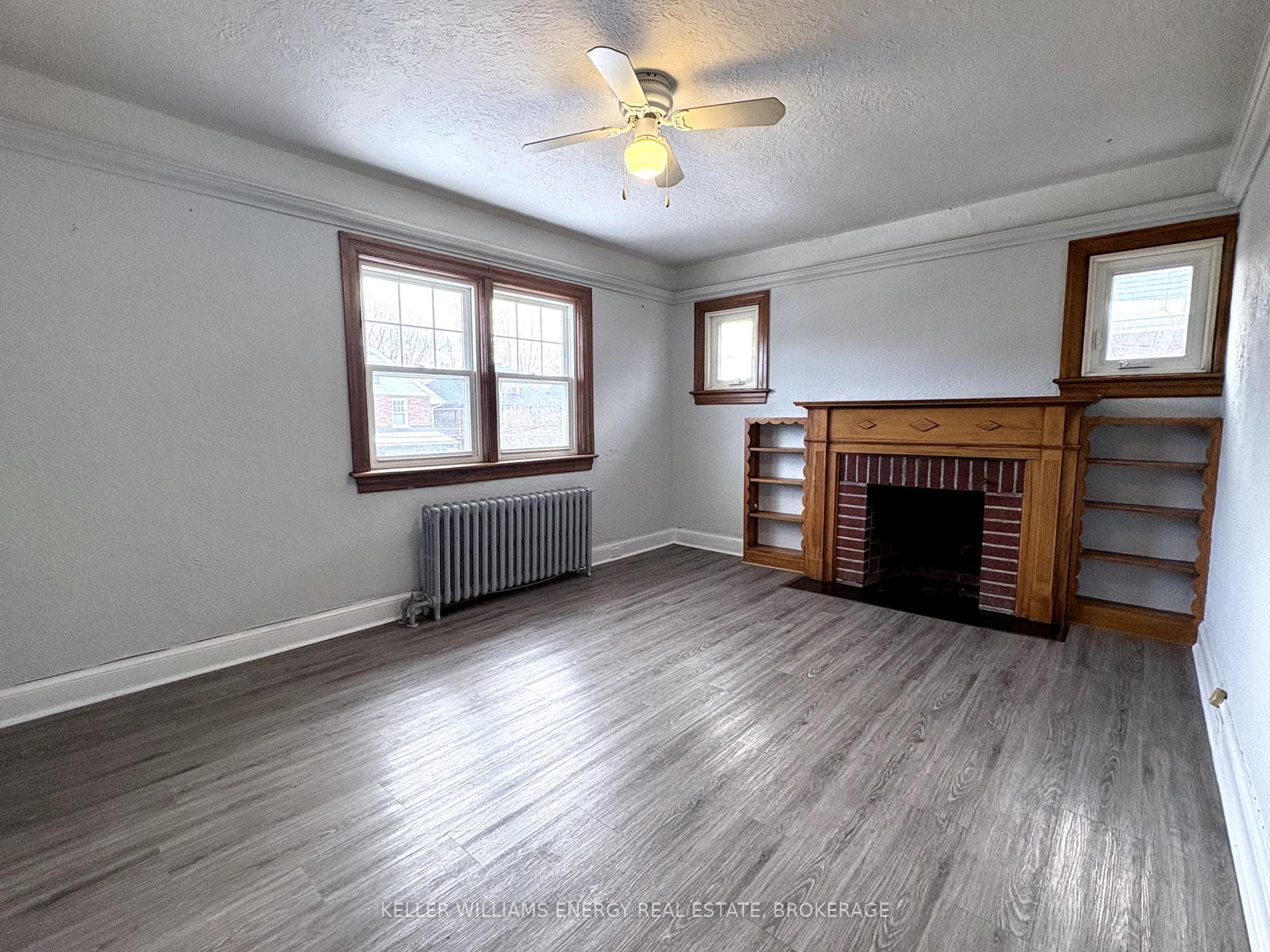 84 Rowe Street Unit 2 photo 4