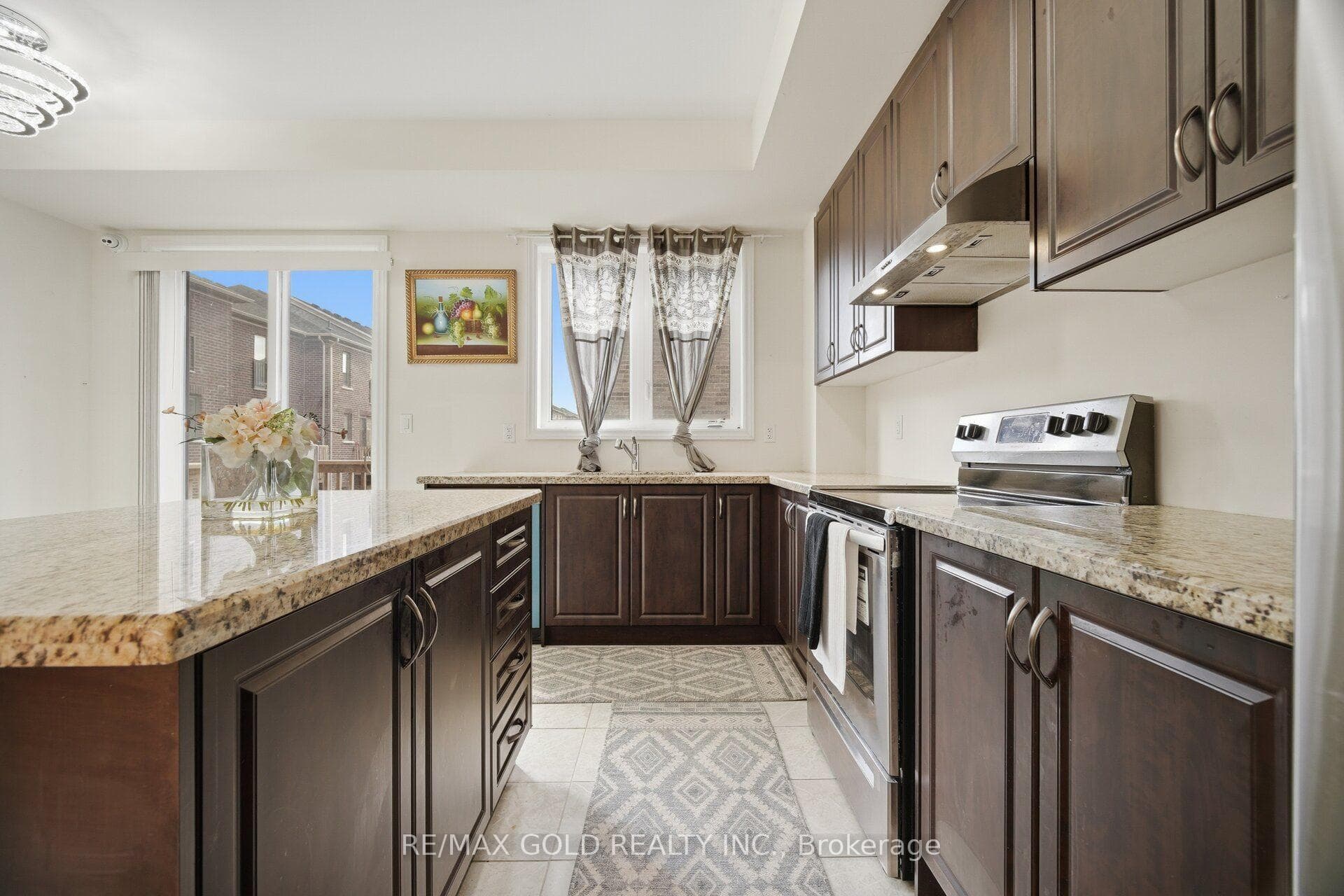 9 Arcola Street photo 15