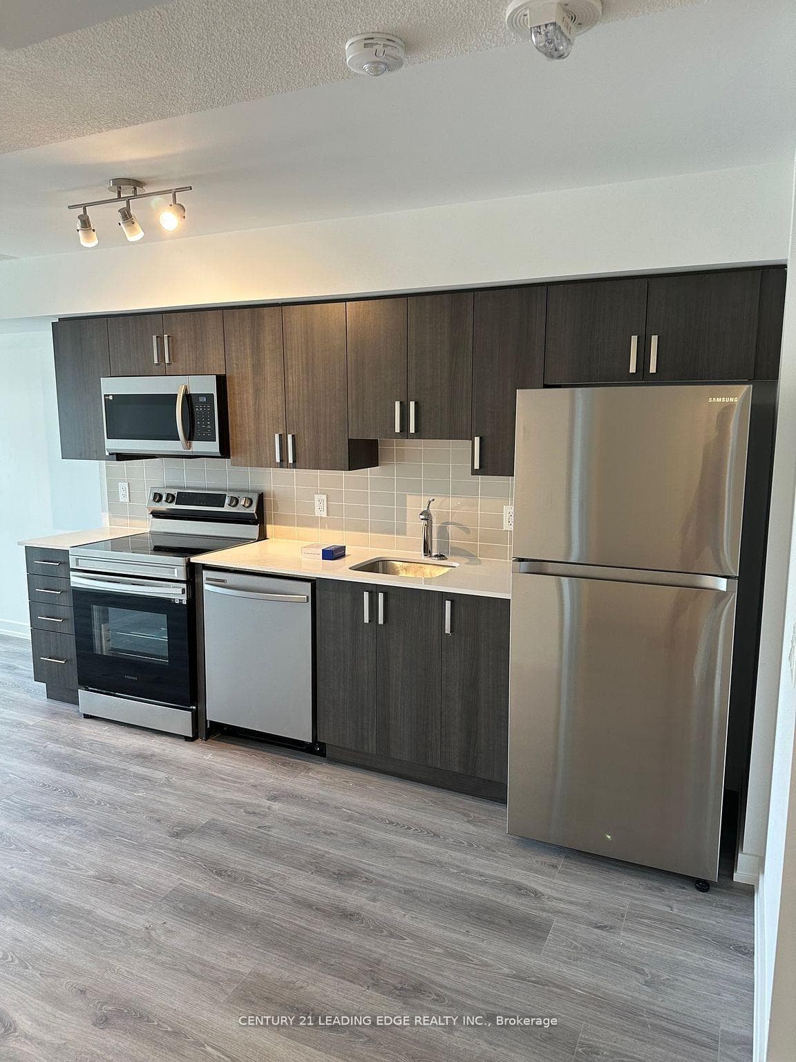 1480 BAYLY Street Unit 202 photo 4