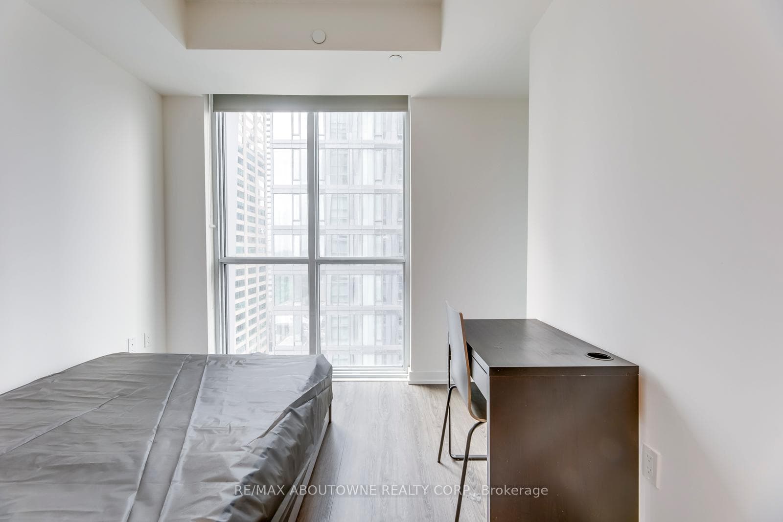 1 Yorkville Avenue Unit 1812 photo 15