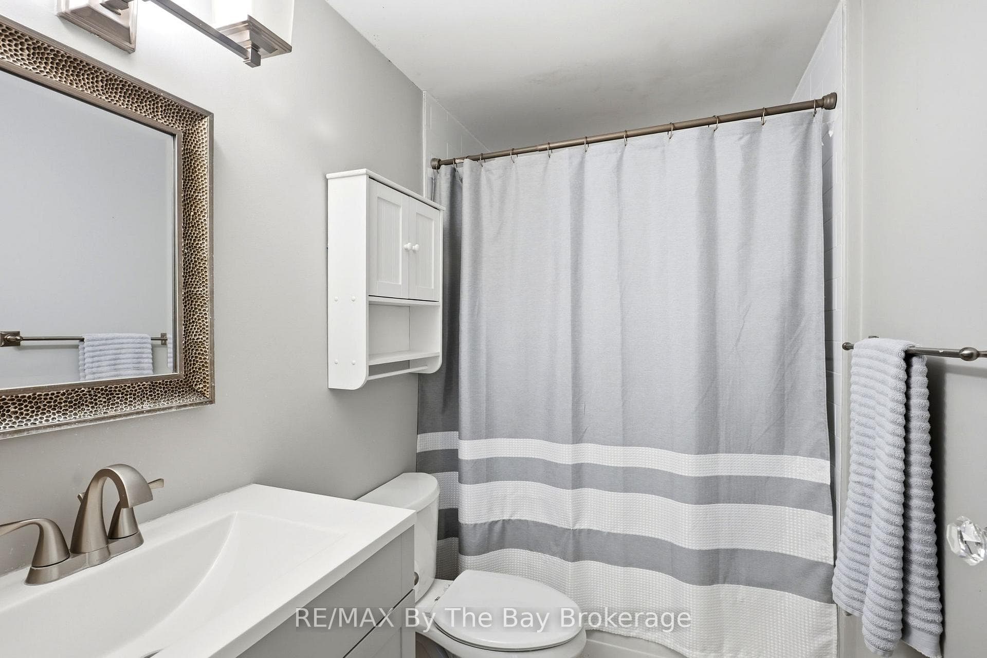 291 Woodlawn Crescent photo 33