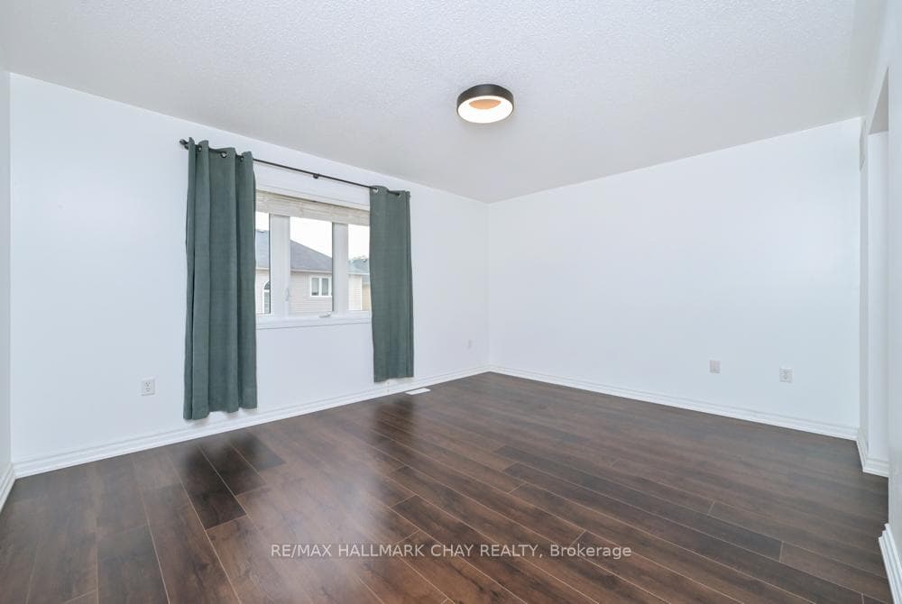 73 Kidd Crescent photo 21