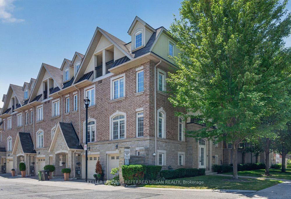 233 Finch Avenue photo 2