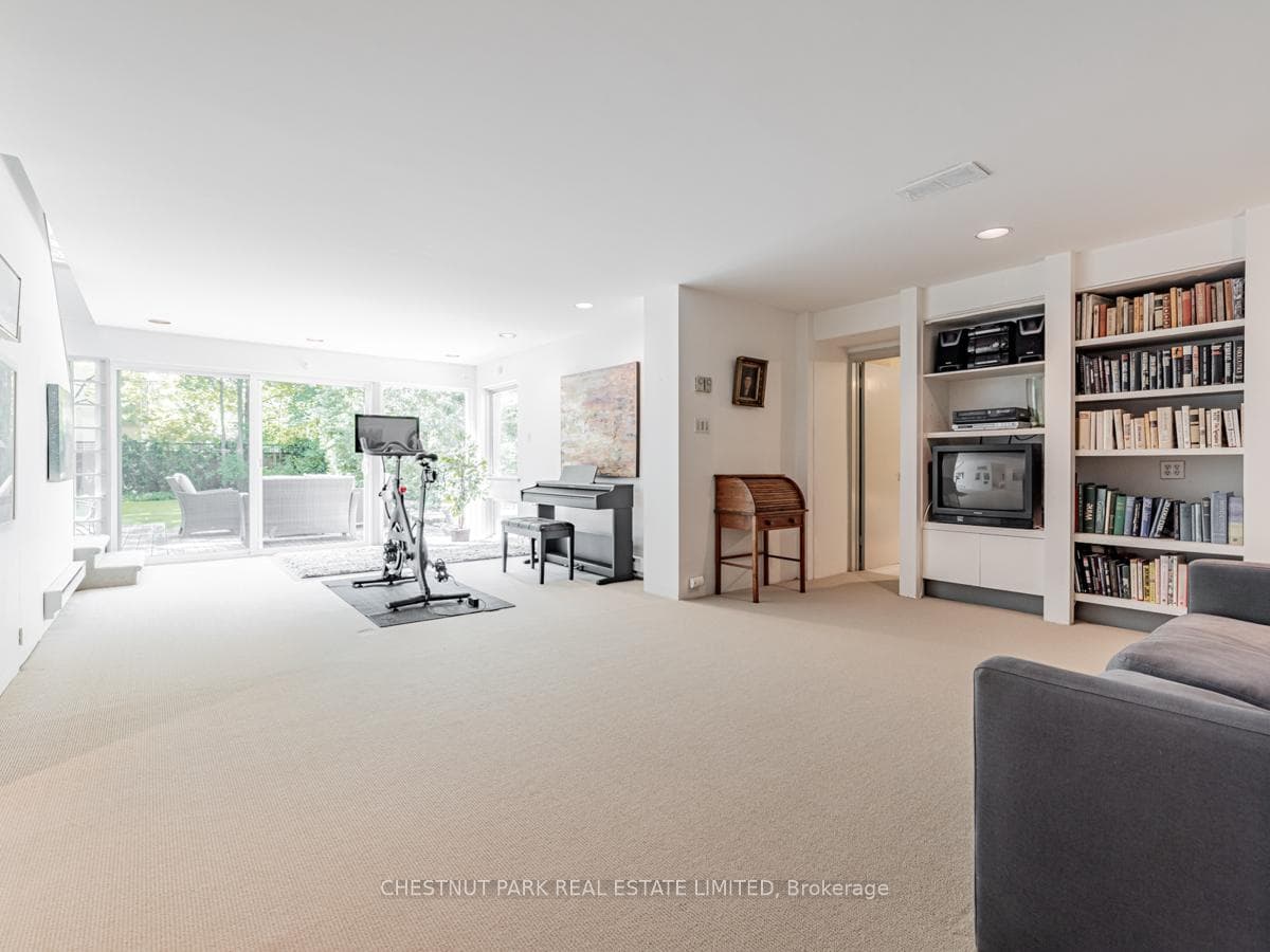 455 Blythwood Road photo 25