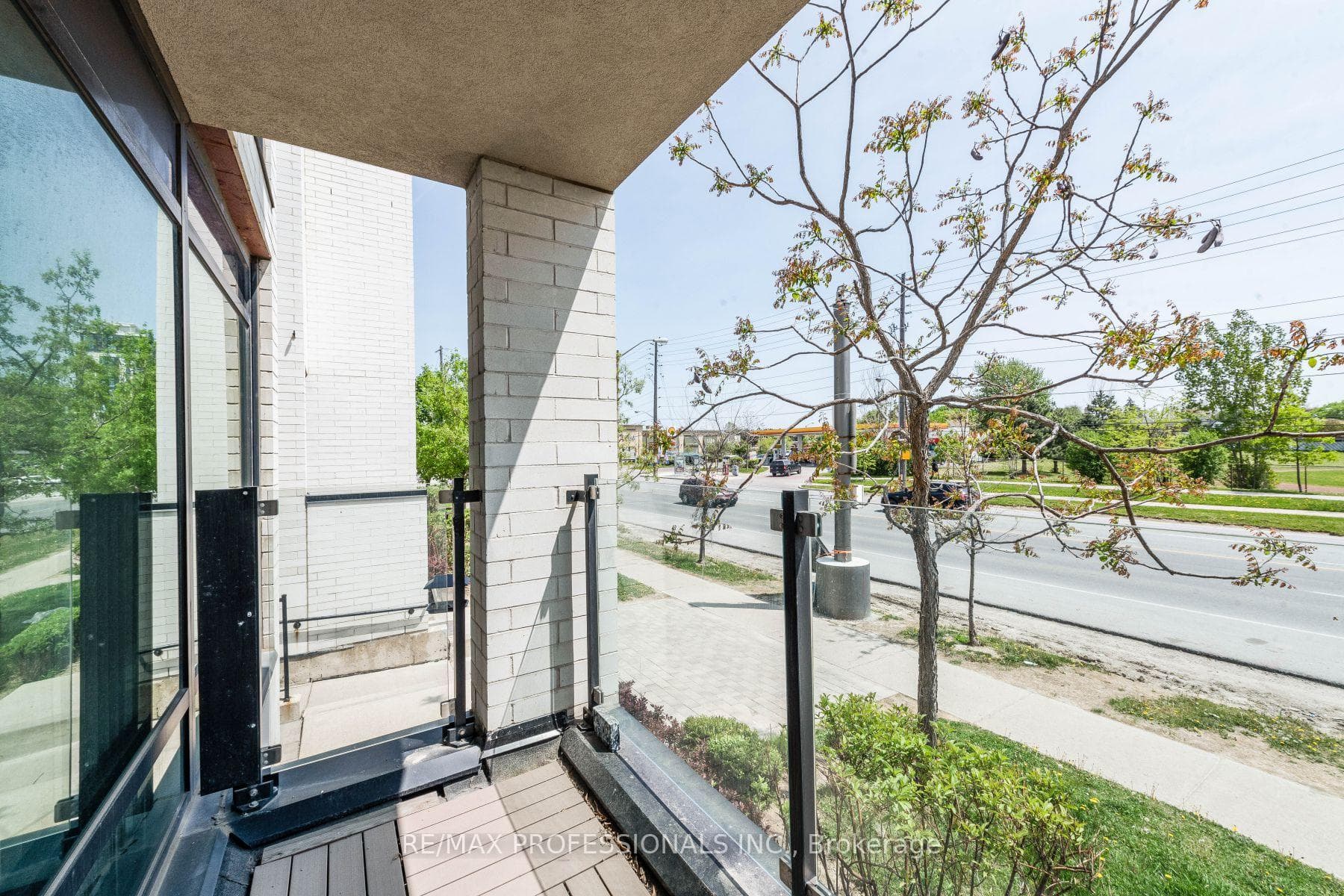 140 Widdicombe Hill Boulevard Unit 601 photo 29