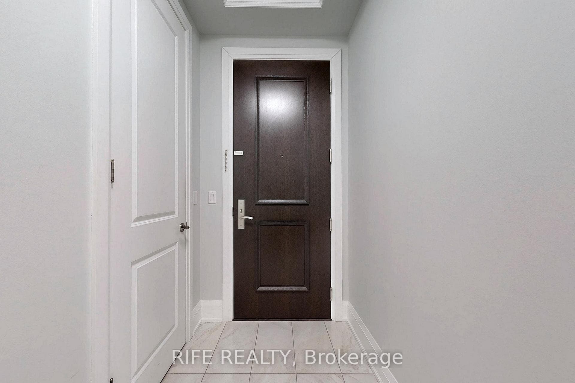 9909 Pine Valley Drive Unit 215 photo 28