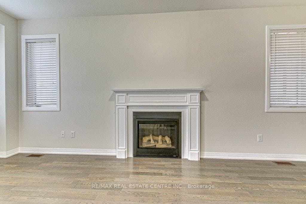 109 Huntingford Trail photo 8
