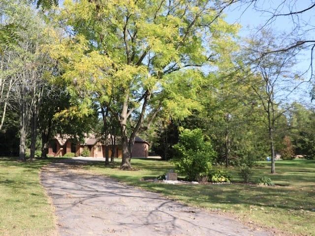 1514 Longwoods Road photo 25